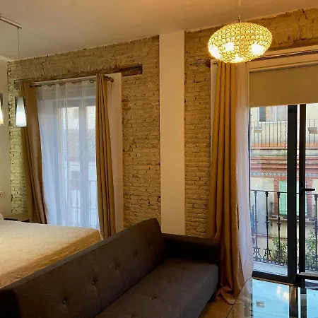 Apartment Casa Naia Santa Rufina 7 *