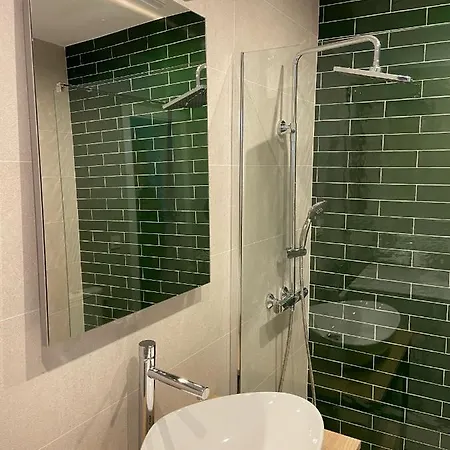 Casa Naia Santa Rufina 7 * Seville