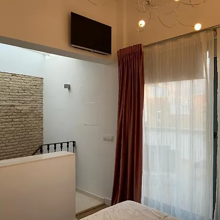 Casa Naia Santa Rufina 7 * Seville